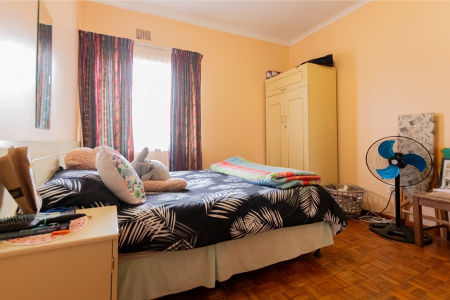 6 Bedroom Property for Sale in Laaiplek Western Cape